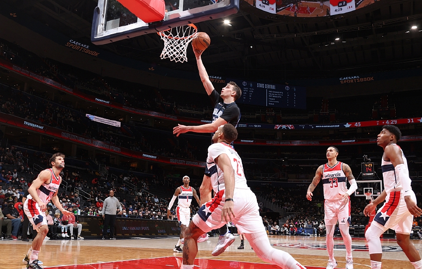 NineGameSports官网逆转之夜！篮网最后时刻连续得分取胜，今天资料查看责任.