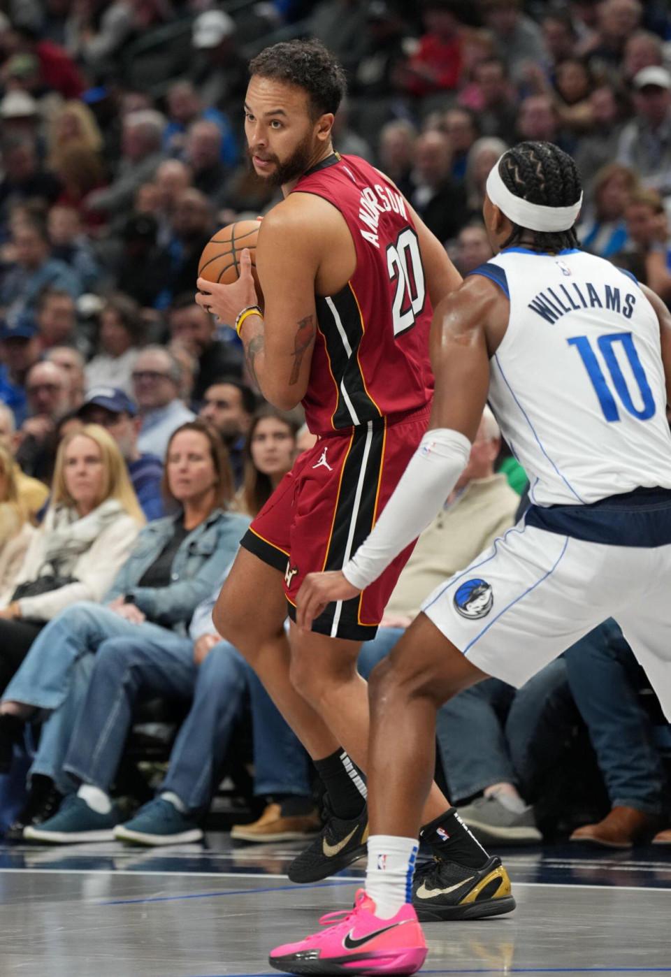 九游体育下载热火王牌球员创赛季得分新高，媒体热捧，网上经验注意.